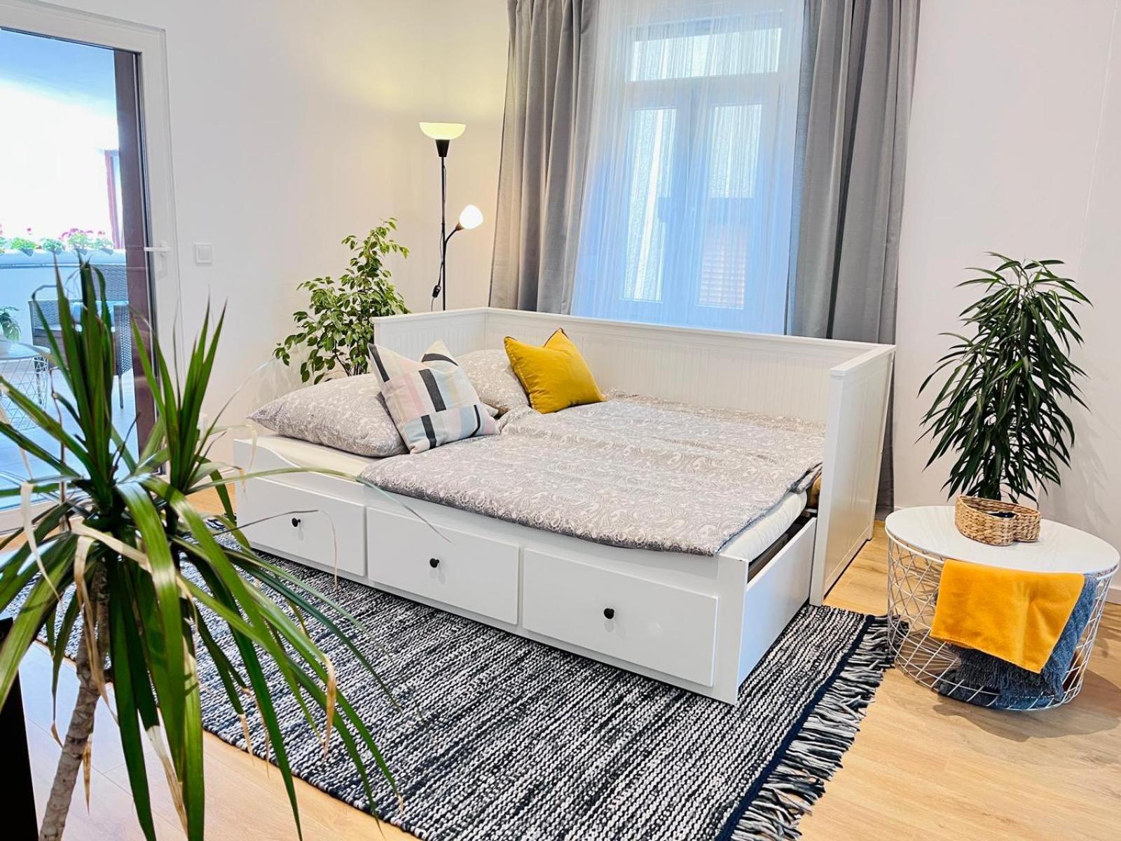 -1-Zentral-Traumwohnung-Rhein Обервезель Экстерьер фото